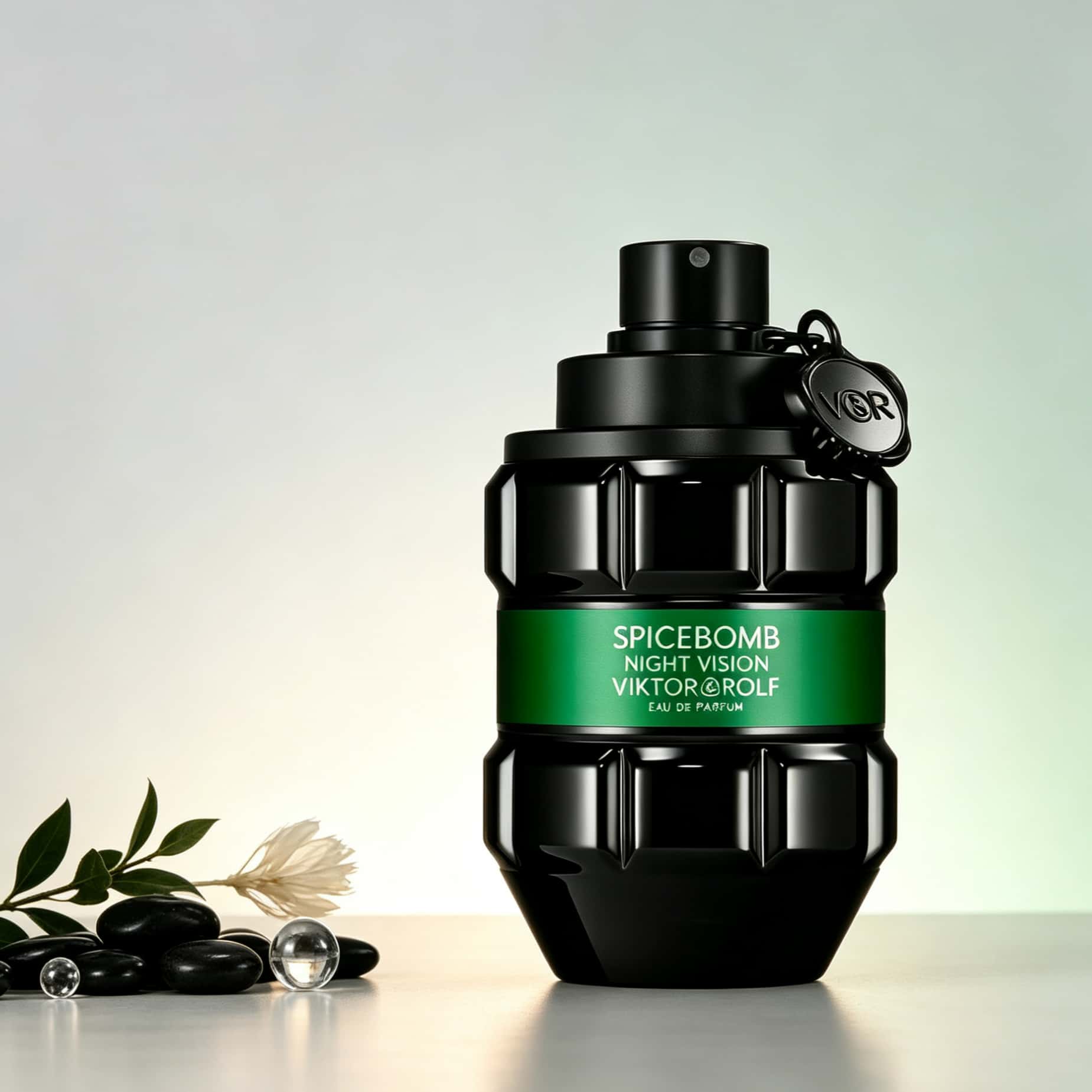 Viktor & Rolf  Night Vision ED - огляд і ціна Perfume Xeryus